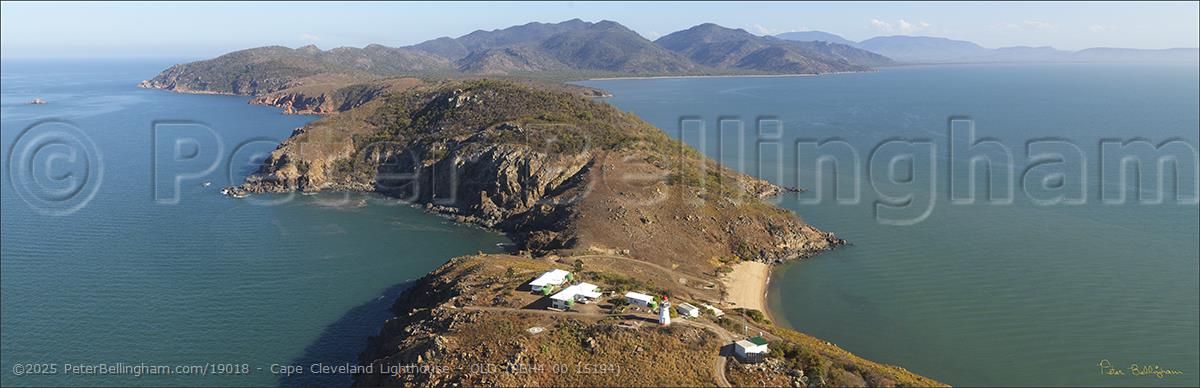 Peter Bellingham Photography Cape Cleveland Lighthouse - QLD (PBH4 00 15194)